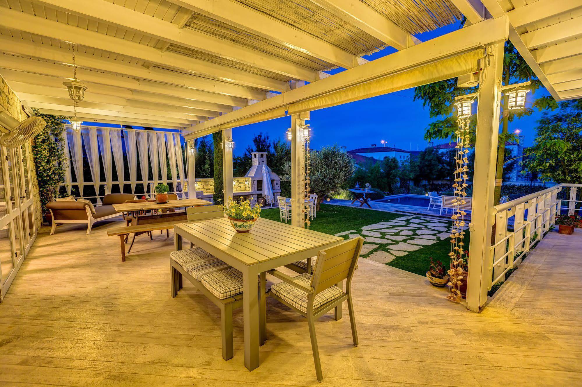 Ev Bharat Butique Hotel, Alaçatı Alacati Exterior foto