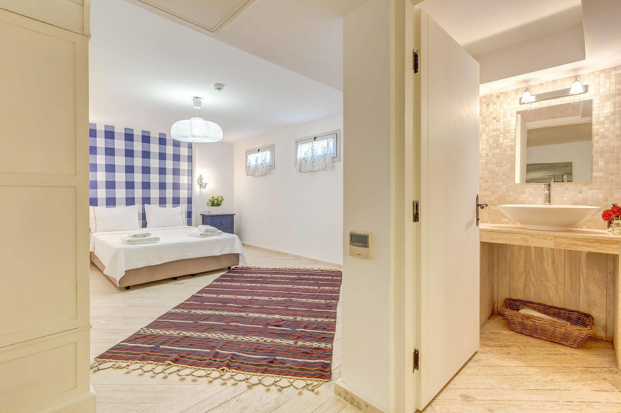 Ev Bharat Butique Hotel, Alaçatı Alacati Exterior foto